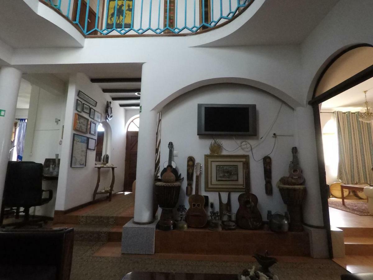 Residencial Maravilha Bed & Breakfast